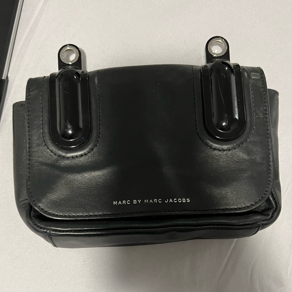 Authentic Marc by Marc Jacob purse - Picture 2 of 3